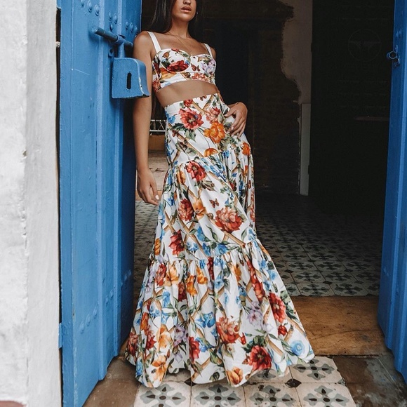 Dresses & Skirts - Boho gypsy floral print crop top maxi skirt Set
